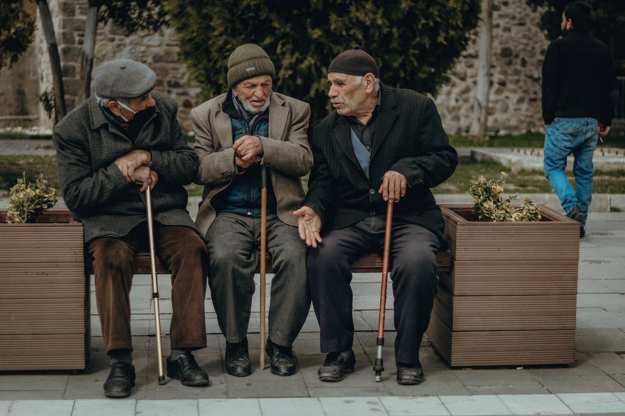 Cover Image for Bastonlarla Güvenli Hareket: Kullanım İpuçları ve Teknikler